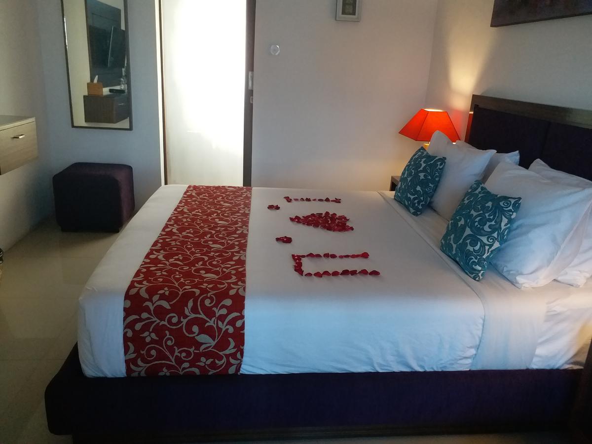 Dikubu Belong Seminyak Hotel ภายนอก รูปภาพ