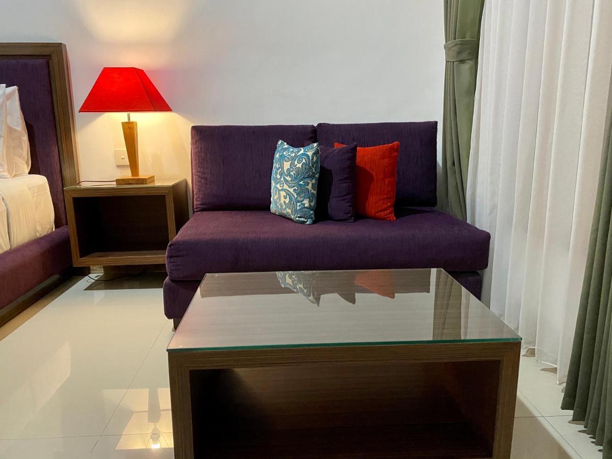 Dikubu Belong Seminyak Hotel ภายนอก รูปภาพ