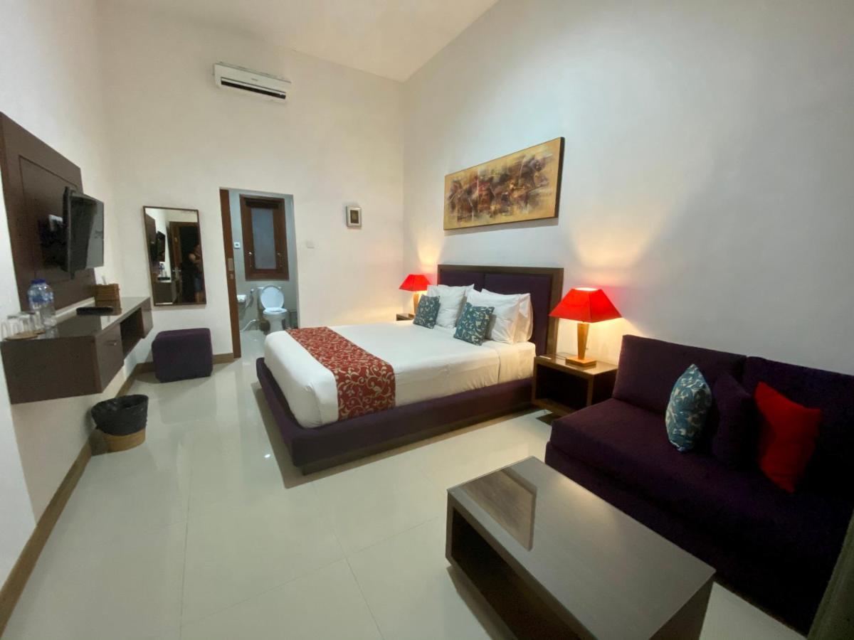 Dikubu Belong Seminyak Hotel ภายนอก รูปภาพ
